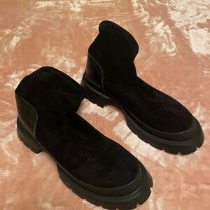 Black Boots